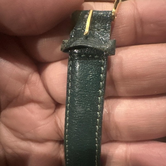 Works Vtg PEARL Christmas Tree Dial Watch Women Quartz Leather NEW BATTERY 30mm - Picture 6 of 9